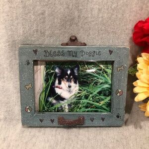 NWOT - Teal ‘Splatter Look’ Doggie Picture Frame